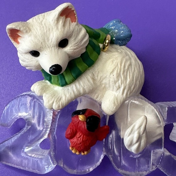 Hallmark Cool Decade 2003 Snow Fox Polar Animal Figurines Dated Discontinued VTG - Picture 2 of 5
